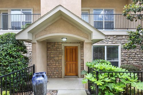 303-3119 Cedarplaza Ln, Dallas, TX, 75235-8594 | Card Image