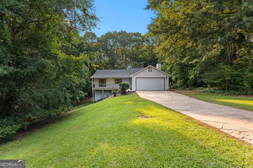 130 Redbud Ct, Senoia, GA, 30276-1614 | Card Image