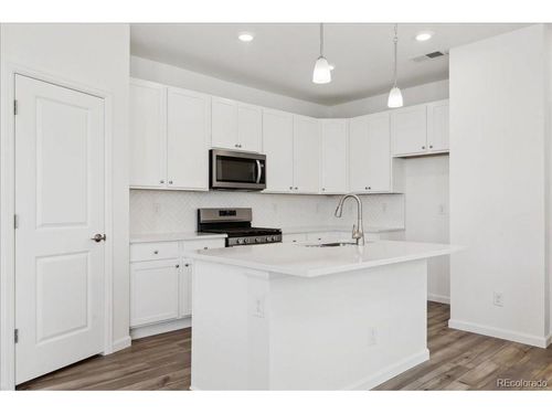 12-165-6760 Merseyside Ln, Castle Pines, CO, 80108-8955 | Card Image