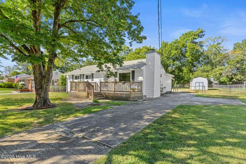 1121 River St, Jacksonville, NC, 28540-5704 | Card Image