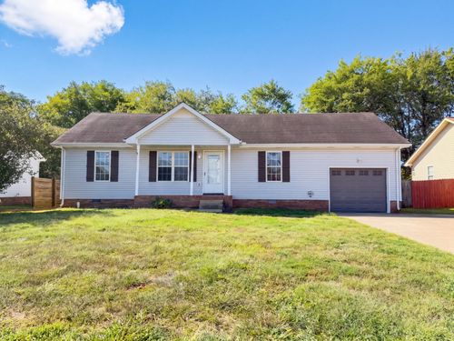 3244 S Senseney Cir, Clarksville, TN, 37042-8123 | Card Image