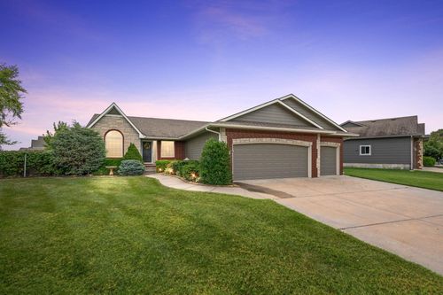 938 Cedar Brook Cir, Mulvane, KS, 67110-2104 | Card Image