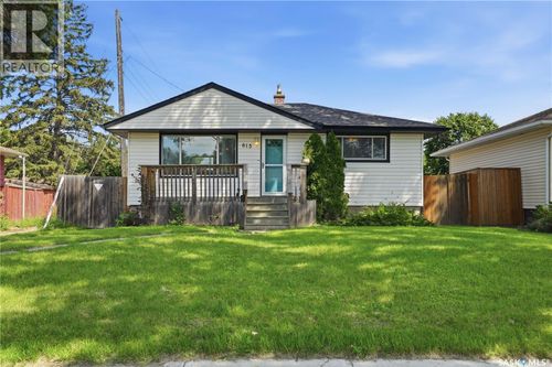 813 Horace St, Regina, SK, S4T5K9 | Card Image