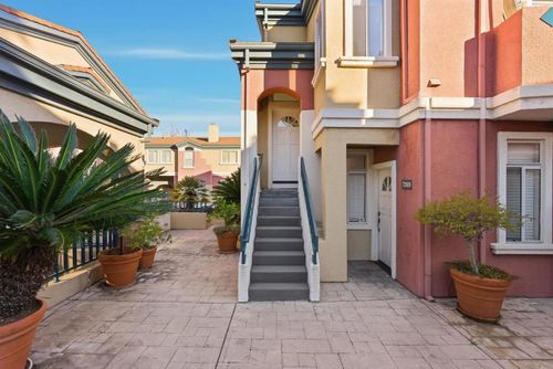 7271 Ventana Dr, San Jose, CA, 95129-3519 | Card Image