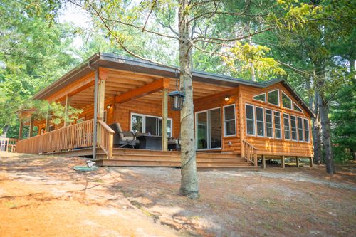 28 N Jackpine Rd, Fountain, MI, 49410-9500 | Card Image