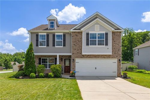 1618 Haddington Point Dr, Kernersville, NC, 27284-7188 | Card Image