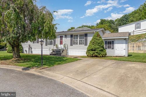 1211 Oak St, NEW PROVIDENCE, PA, 17560-9699 | Card Image