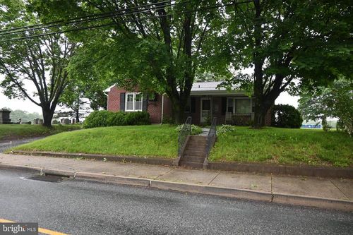 127 N Main St, Trumbauersville, PA, 18970 | Card Image