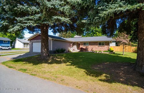 10378 N Bateman St, Hayden, ID, 83835-9244 | Card Image