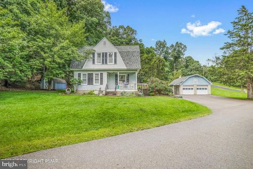 926 Acker Road, STROUDSBURG, PA, 18360 | Card Image