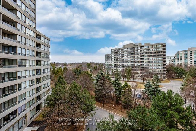 602 - 11 Townsgate Dr, Condo with 2 bedrooms, 2 bathrooms and null parking in Vaughan ON | Image 29