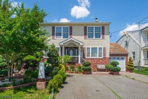 445 Lakeside Ave, Pompton Lakes, NJ, 07442-1216 | Card Image