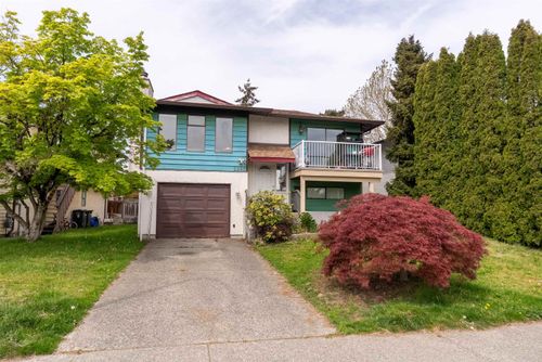 2245 Willoughby Way, Langley, BC, V2Y1B8 | Card Image