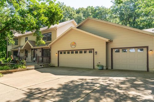 1368 Lakewood Wildwood Drive, Varna, IL, 61375 | Card Image