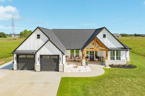 608 Angus Trl, Angleton, TX, 77515 | Card Image