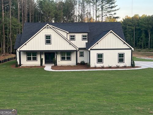 24-137 Belle Hall Dr, Newnan, GA, 30263-4888 | Card Image