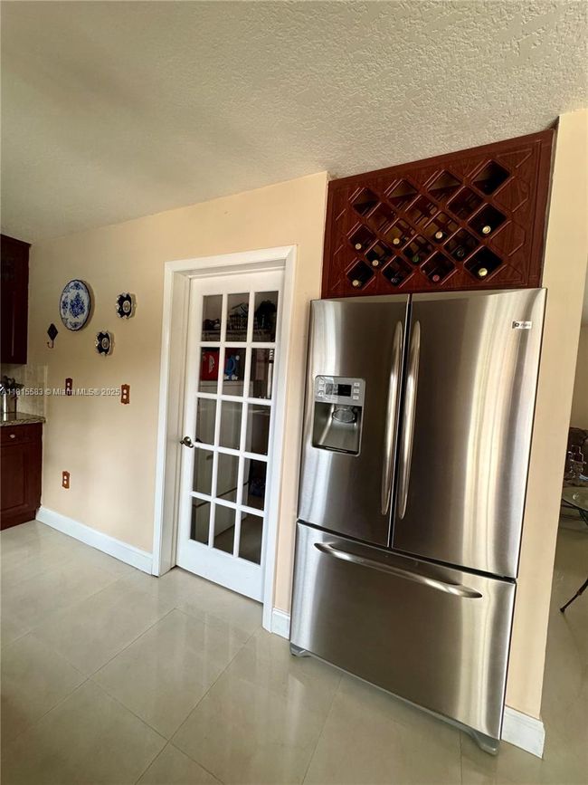 17086 Sw 144 Th Ct, House other with 3 bedrooms, 2 bathrooms and null parking in Miami FL | Image 13