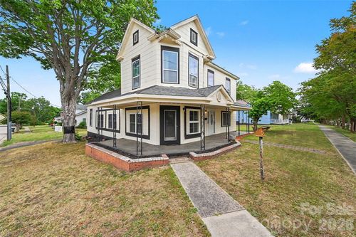 418 S Yadkin Ave, Spencer, NC, 28159-2208 | Card Image