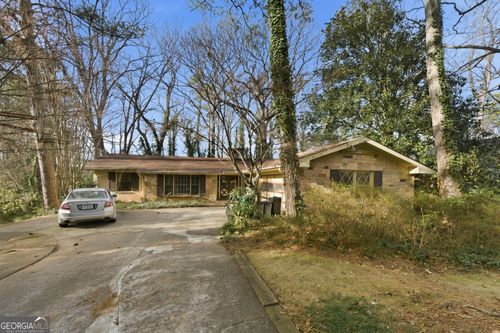 4094 Thunderbird Trl, Stone Mountain, GA, 30083-3115 | Card Image