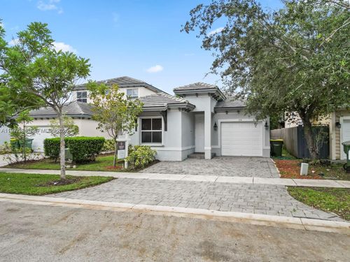 236 Se 32nd Ave, Homestead, FL, 33033-7153 | Card Image