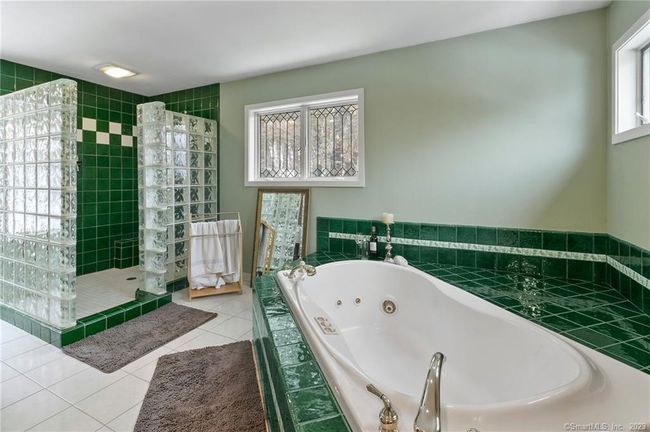 48 Dry Bridge Rd, House other with 5 bedrooms, 4 bathrooms and 5 parking in Canton CT | Image 18