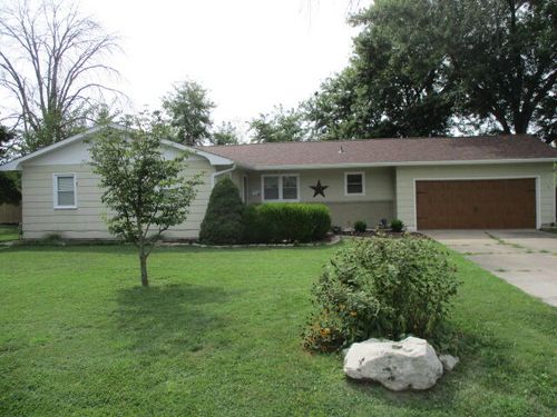 519 S Central St, Centralia, MO, 65240-1544 | Card Image