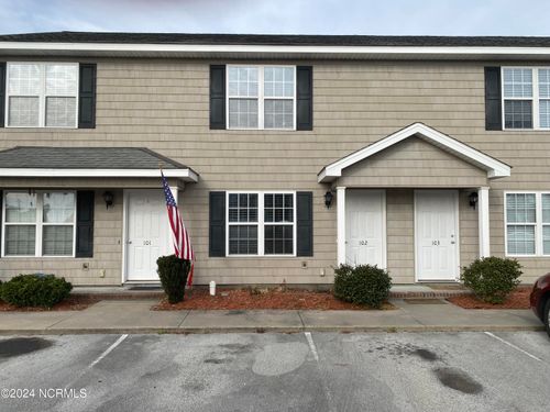 102-2202 Mayberry Loop Rd, Morehead City, NC, 28557-4420 | Card Image