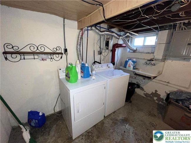 619 N Jasper St, Townhouse with 2 bedrooms, 1 bathrooms and null parking in Allentown PA | Image 16
