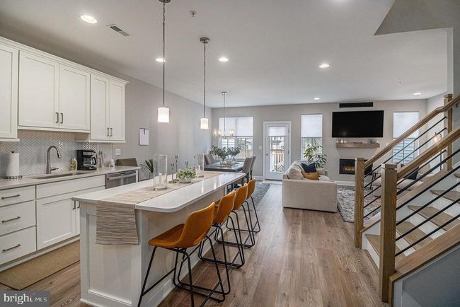 10 Wheatley Walk, Townhouse with 3 bedrooms, 3 bathrooms and null parking in Lansdale PA | Image 6