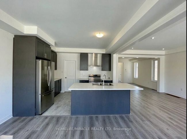 63 Shepherd Dr, House other with 4 bedrooms, 3 bathrooms and 2 parking in Barrie ON | Image 4