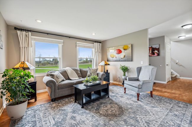 living room | Image 8