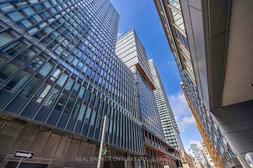 2006-82 Dalhousie St, Toronto, ON, M5B0C5 | Card Image