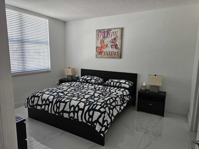 APT-221 - 804 E Windward Way, Condo with 2 bedrooms, 2 bathrooms and null parking in Lantana FL | Image 10
