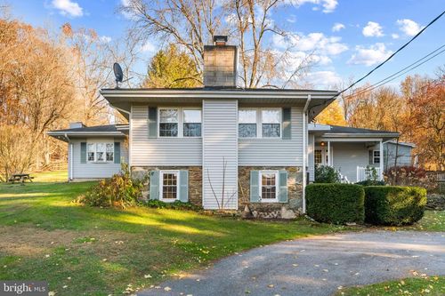 4127 Falls Rd, MANCHESTER, MD, 21102-2207 | Card Image