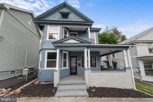 129 Tunnel St, WILLIAMSTOWN, PA, 17098-1422 | Card Image