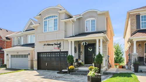 lower-33 Netherway Cres, Ajax, ON, L1T4X6 | Card Image