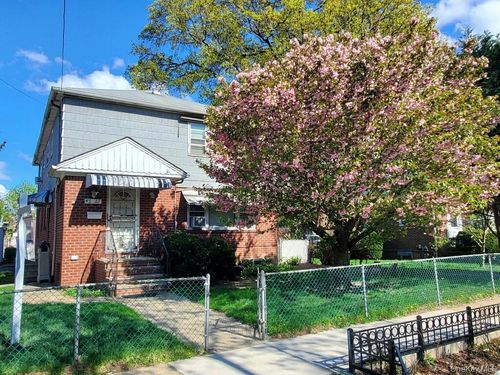 45-63 189th St, Flushing, NY, 11358-3430 | Card Image