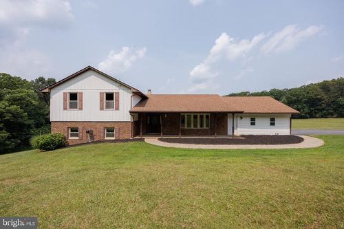 1951 Albert Rill Rd, HAMPSTEAD, MD, 21074-1022 | Card Image