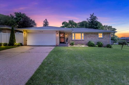 3429 Pontiac Place, Rockford, IL, 61101 | Card Image