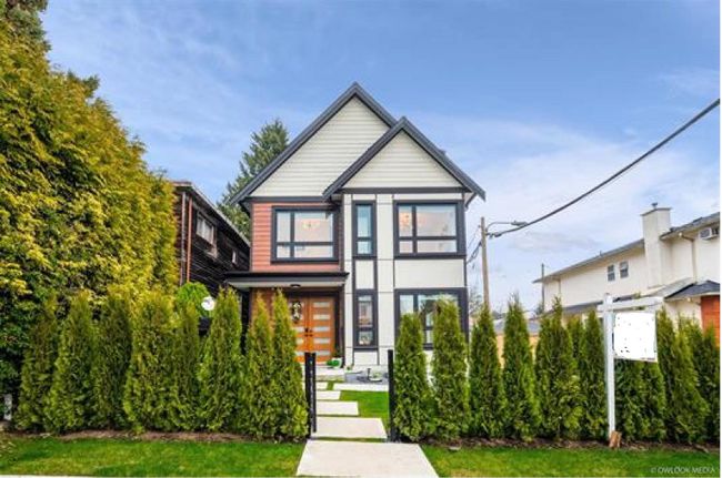 8032 Shaughnessy St, Home with 4 bedrooms, 3 bathrooms and 1 parking in Vancouver BC | Image 1