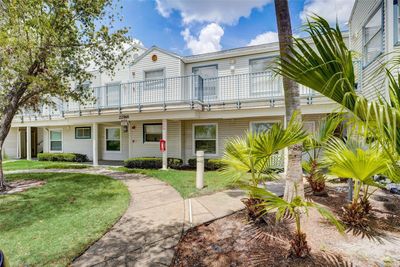 204 - 2568 Woodgate Boulevard, Condo with 2 bedrooms, 2 bathrooms and null parking in Orlando FL | Image 1