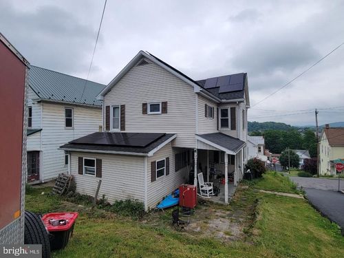 50 S Mann Ave, YEAGERTOWN, PA, 17099-9662 | Card Image