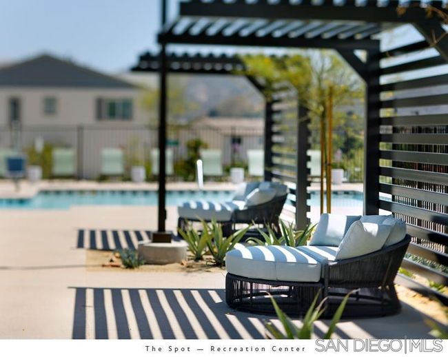 356 - 35568 Orchard Trl, House other with 4 bedrooms, 3 bathrooms and 4 parking in Fallbrook CA | Image 5