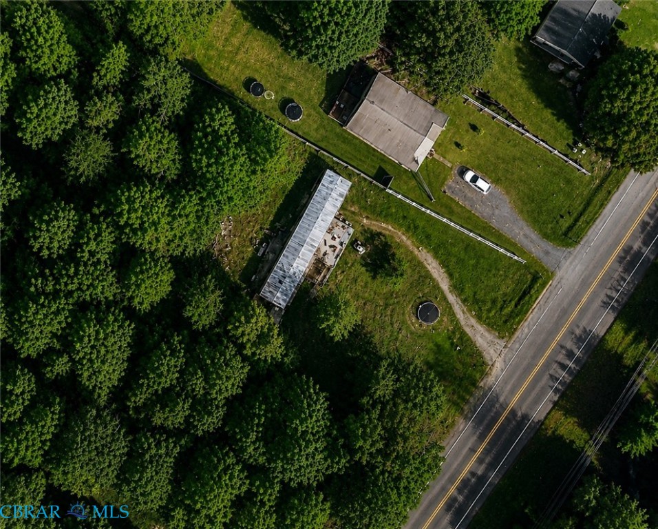 Land in Toano 3