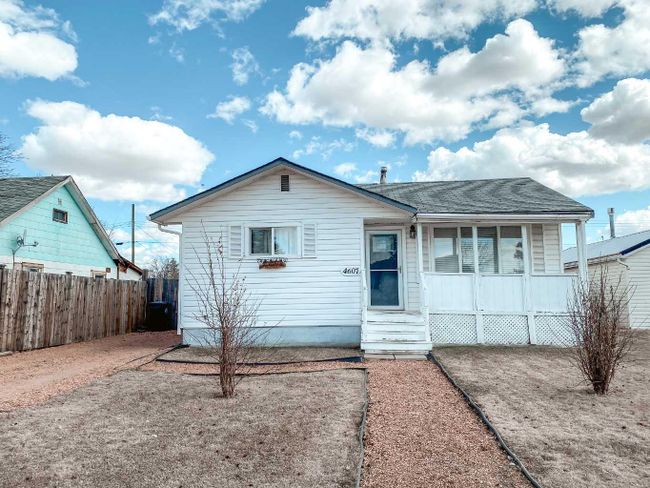 4607 53 Street, Home with 2 bedrooms, 1 bathrooms and 3 parking in Rycroft AB | Image 42
