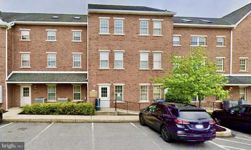 27 Regency Plz, GLEN MILLS, PA, 19342-1001 | Card Image