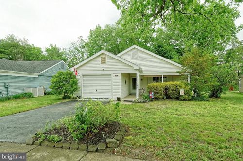 105 Buckingham Dr, Southampton, NJ, 08088-1247 | Card Image