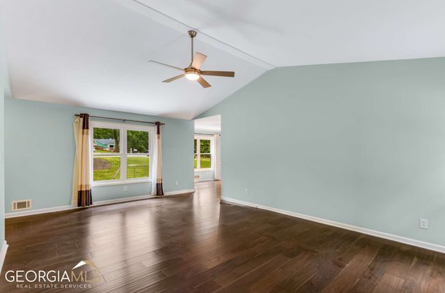 315 Tyson Cir, House other with 4 bedrooms, 2 bathrooms and null parking in Roswell GA | Image 8
