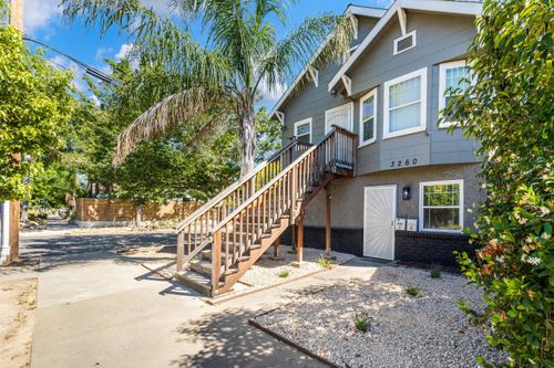 3260 V Street, Sacramento, CA, 95817 | Card Image