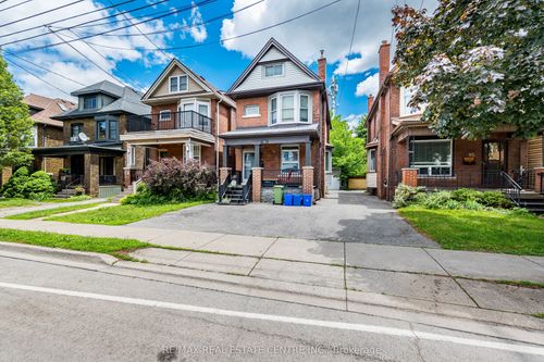 83 Gage Ave S, Hamilton, ON, L8M3C8 | Card Image